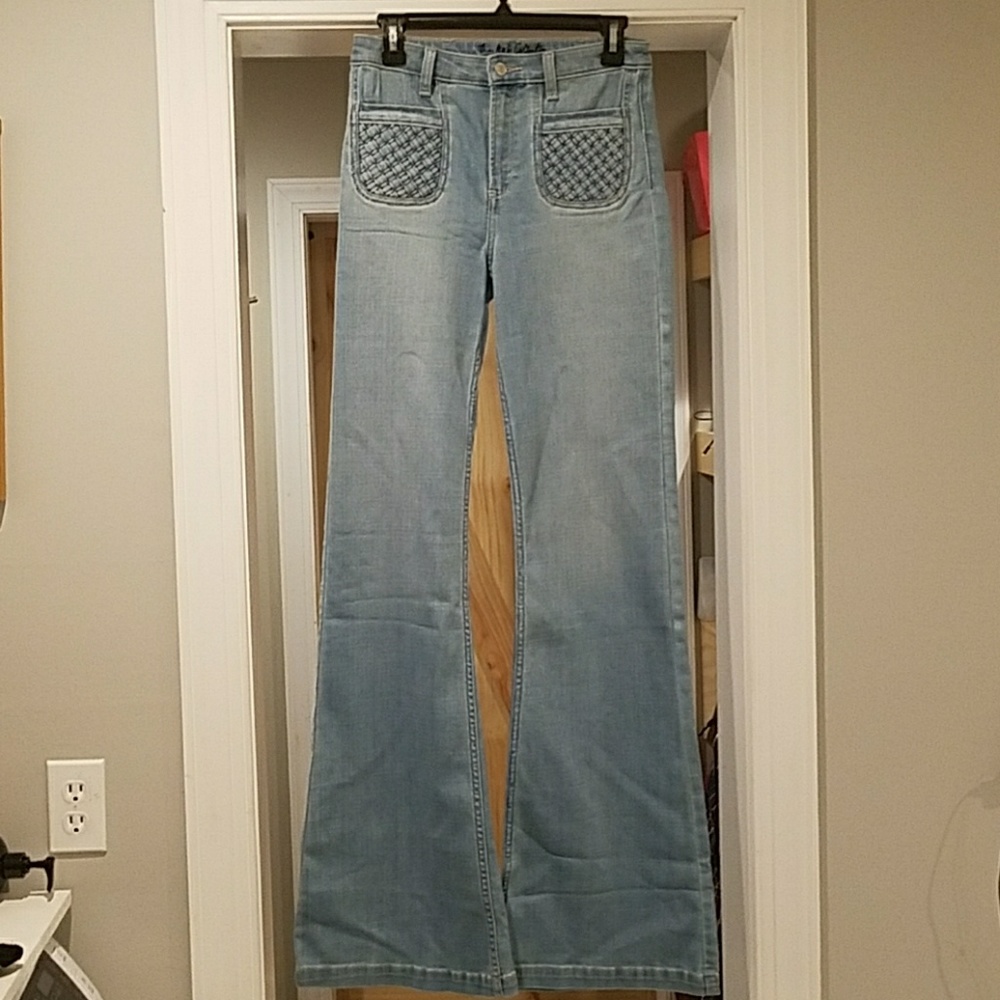 A&F Bell Bottom Boho Jeans 4L 27x36 Abercrombie